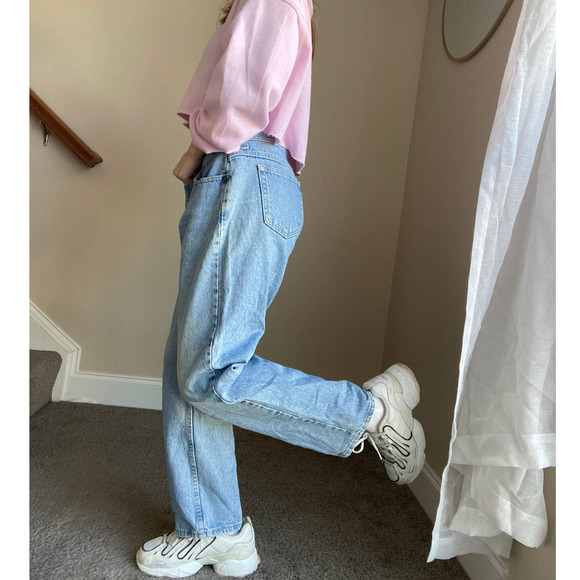 vintage y2k light wash Riders jeans, petite 12 (fits like a 30/31 S) - Picture 2 of 11